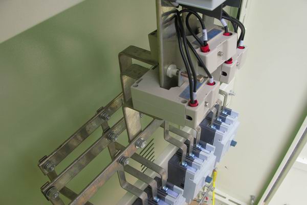 右玉控制箱-3683讲讲控制箱的使用特点